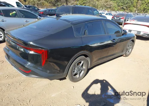 2025 Kia K4 Lxs z USA, uszkodzony, nr VIN 3KPFT4DE2SE131598